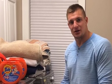 Tide PODS Commercial: Rob Gronkowski