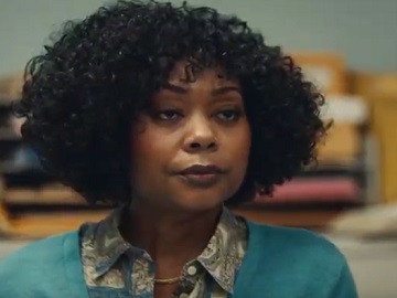 Reese's Puffs Commercial Woman