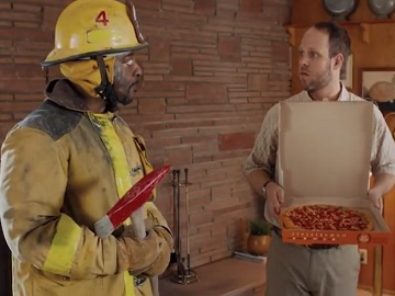 Little Caesars Pizza Commercial - People Fainting