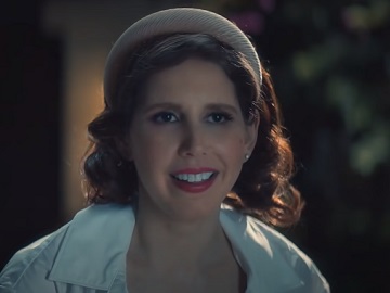 Casper Cooling Collection Actress Vanessa Bayer as Tomorrow Commercial