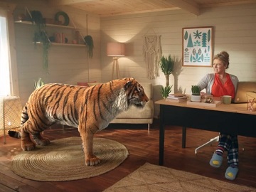Tiger Sheds Mum Version TV Advert - Eric the Tiger