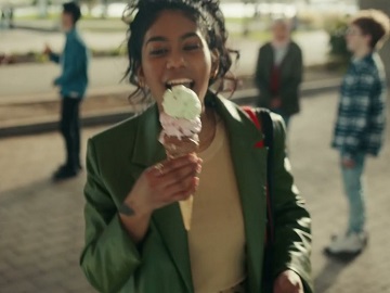 Chime Woman Buying Ice Cream Commercial