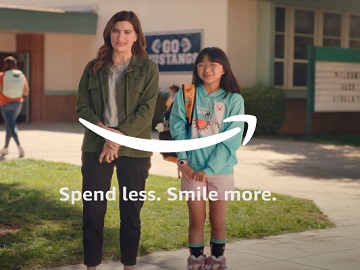 Amazon Back to School Llamas Commercial - Feat. Actress Kathryn Hahn & School Girl