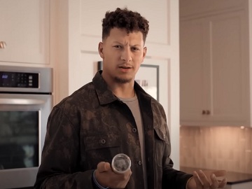 Coors Light Patrick Mahomes Coors Flashlight Commercial