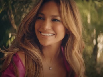 Intimissimi Spring / Summer 2023 Jennifer Lopez Commercial / Werbung